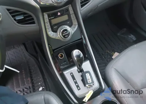 2013 Hyundai Elantra Limited из США, поврежденный, VIN 5NPDH4AE9DH435538